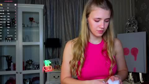 Snapshot of cute_fox_girl chatting on November 2025 07:45:01 AM Anne online show from November 2025 07:45:01 AM