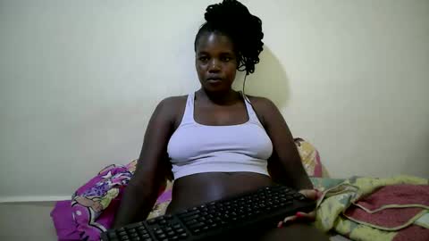 cute_heaven online show from October 2025 11:02:01 PM