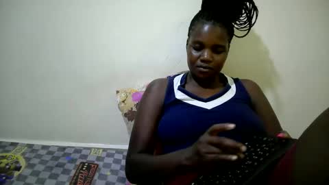 cute_heaven online show from October 2025 06:39:01 PM