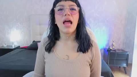 Sofa  online show from April 2026 12:01:01 PM