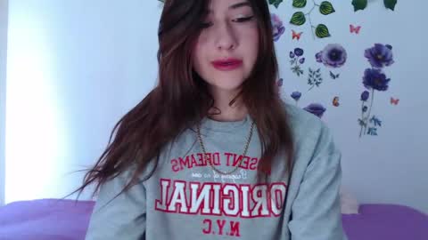 Isabella online show from May 2026 04:58:02 PM