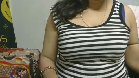 Snapshot of cute_kashmira99 chatting on April 2026 12:39:01 PM kashmira online show from April 2026 12:39:01 PM