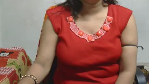 Snapshot of cute_kashmira99 chatting on May 2026 10:44:02 AM kashmira online show from May 2026 10:44:02 AM