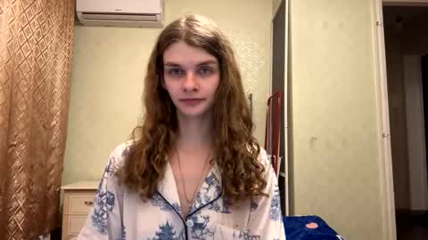 cute_kitte online show from December 2025 08:36:02 PM