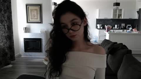 Snapshot of cute_lilia chatting on May 2026 11:05:02 AM Lilia online show from May 2026 11:05:02 AM