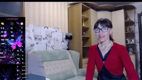 cute_lion_ online show from September 2025 11:54:02 AM