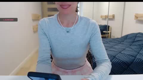 cute_lion_ online show from October 2025 12:06:01 PM