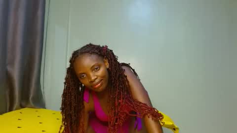 cute_lorna online show from April 2026 11:39:02 AM