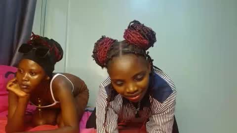 cute_lorna online show from April 2026 01:15:01 PM