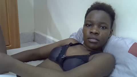 Snapshot of cute_marion chatting on February 2025 10:00:02 PM cute_marion online show from February 2025 10:00:02 PM