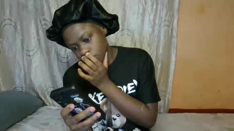 cute_marshal online show from February 2026 06:48:01 PM