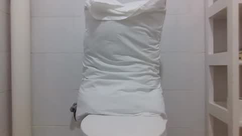 Snapshot of cute_melannin chatting on October 2025 07:49:02 PM tiff flavian online show from October 2025 07:49:02 PM