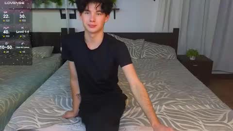 Mike online show from November 2025 02:45:02 PM