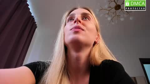 Milana online show from June 2026 02:33:01 PM