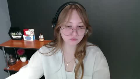 Veronica online show from January 2025 10:16:02 AM