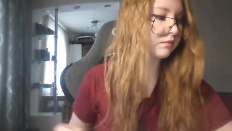 Snapshot of cute_minx chatting on March 2026 05:07:01 AM Veronica online show from March 2026 05:07:01 AM