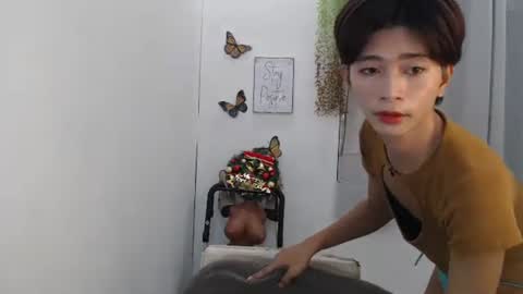 FIONA online show from October 2025 09:43:01 AM