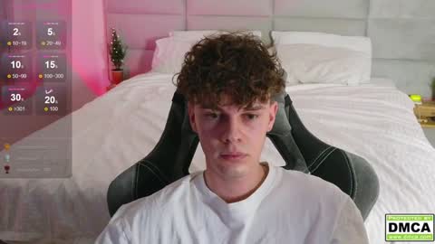 Snapshot of cute_thomas chatting on December 2024 10:23:02 PM Thomas - online show from December 2024 10:23:02 PM