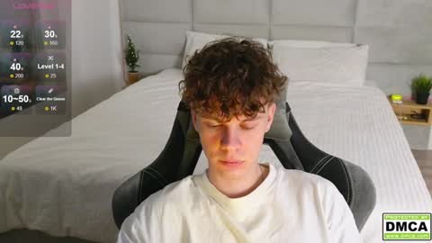 Snapshot of cute_thomas chatting on December 2024 04:38:01 AM Thomas - online show from December 2024 04:38:01 AM