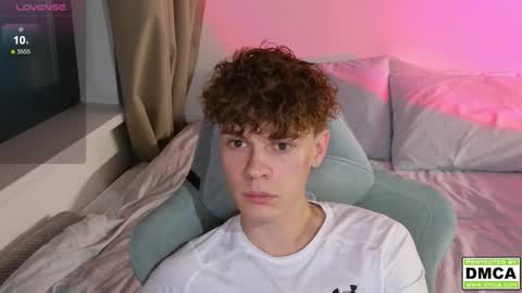 Snapshot of cute_thomas chatting on October 2025 06:52:02 PM Thomas - online show from October 2025 06:52:02 PM