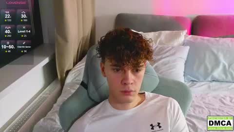 Snapshot of cute_thomas chatting on November 2025 06:01:02 PM Thomas - online show from November 2025 06:01:02 PM