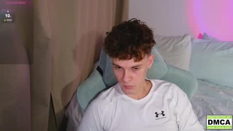 Snapshot of cute_thomas chatting on December 2025 07:44:01 PM Thomas - online show from December 2025 07:44:01 PM