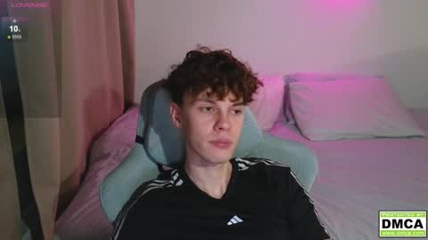 Thomas -  online show from February 2026 07:51:01 PM