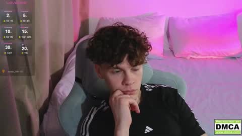 Thomas -  online show from March 2026 07:29:01 PM