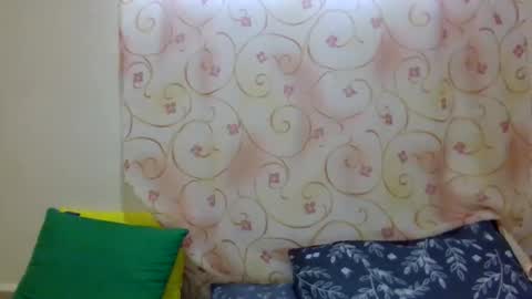 Snapshot of cute_xeniah chatting on October 2025 03:51:02 AM cute_xeniah online show from October 2025 03:51:02 AM