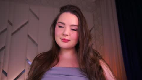 Amber online show from December 2024 10:15:01 PM