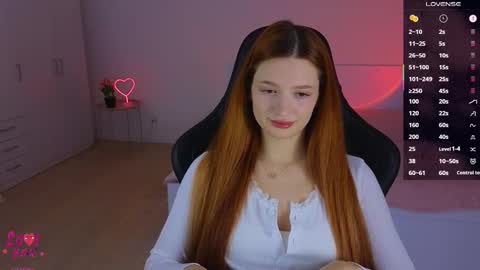 Snapshot of cuteariel7 chatting on December 2025 06:49:02 PM Ariel online show from December 2025 06:49:02 PM