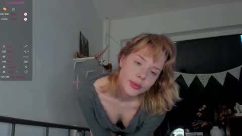 Snapshot of cuteasfuck_ chatting on March 2026 01:39:01 PM Amy online show from March 2026 01:39:01 PM