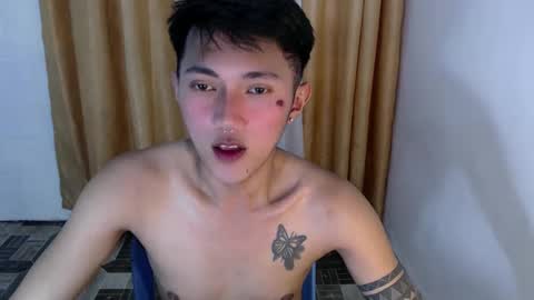 Snapshot of cuteasiancock98 chatting on January 2025 01:36:02 PM Steph online show from January 2025 01:36:02 PM