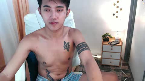 Snapshot of cuteasiancock98 chatting on January 2025 01:20:01 AM Steph online show from January 2025 01:20:01 AM