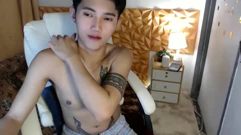 Snapshot of cuteasiancock98 chatting on February 2025 05:05:02 AM Steph online show from February 2025 05:05:02 AM