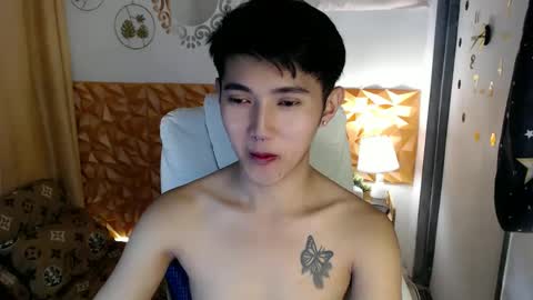 Snapshot of cuteasiancock98 chatting on February 2025 06:39:01 AM Steph online show from February 2025 06:39:01 AM