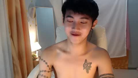 Snapshot of cuteasiancock98 chatting on October 2025 08:21:02 PM Steph online show from October 2025 08:21:02 PM