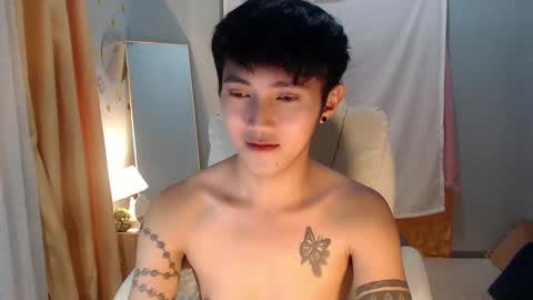 Snapshot of cuteasiancock98 chatting on October 2025 06:54:01 PM Steph online show from October 2025 06:54:01 PM