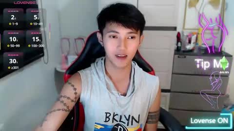 Snapshot of cuteasiancock98 chatting on March 2026 12:09:01 PM Steph online show from March 2026 12:09:01 PM