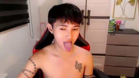 Snapshot of cuteasiancock98 chatting on March 2026 01:47:01 PM Steph online show from March 2026 01:47:01 PM