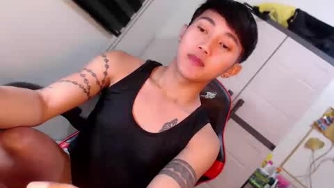 Snapshot of cuteasiancock98 chatting on April 2026 08:51:01 AM Steph online show from April 2026 08:51:01 AM