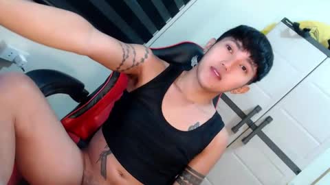 Snapshot of cuteasiancock98 chatting on April 2026 01:00:01 AM Steph online show from April 2026 01:00:01 AM