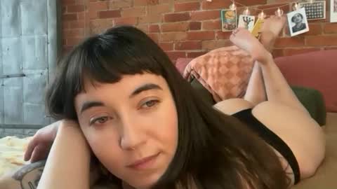 CuteBalloons online show from April 2026 06:06:02 PM