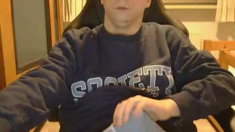 Snapshot of cuteboy090 chatting on April 2026 05:06:02 PM Cuteboy090 online show from April 2026 05:06:02 PM