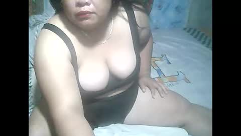 Snapshot of cutechubbyasian chatting on March 2025 09:40:02 PM cutechubbyasian online show from March 2025 09:40:02 PM