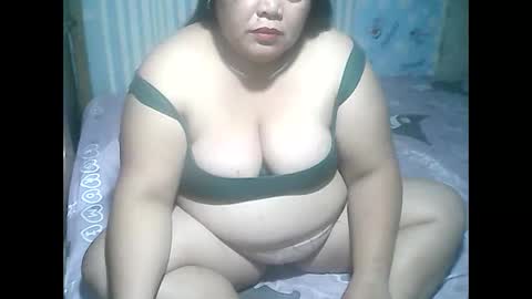 Snapshot of cutechubbyasian chatting on March 2026 01:17:01 PM cutechubbyasian online show from March 2026 01:17:01 PM