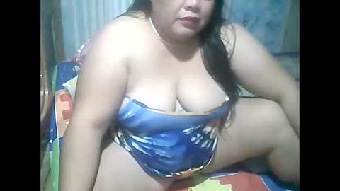 Snapshot of cutechubbyasian chatting on April 2026 12:15:02 PM cutechubbyasian online show from April 2026 12:15:02 PM