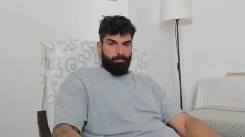 Snapshot of cuteeboy chatting on March 2025 08:55:01 AM cuteeboy online show from March 2025 08:55:01 AM