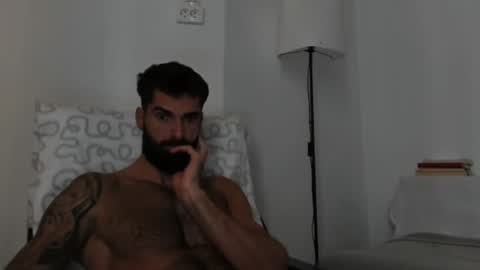 Snapshot of cuteeboy chatting on October 2025 08:48:01 AM cuteeboy online show from October 2025 08:48:01 AM