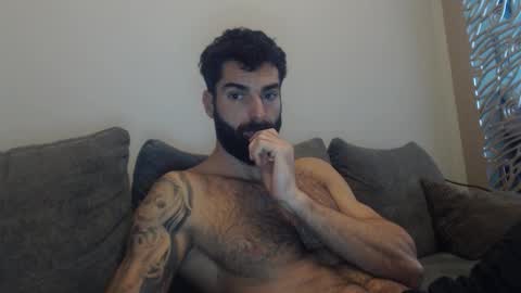 Snapshot of cuteeboy chatting on November 2025 06:44:01 AM cuteeboy online show from November 2025 06:44:01 AM